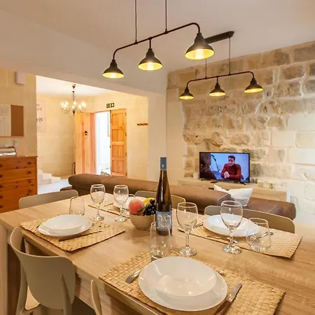 Holiday home Naduri, Beautiful Gozitan Pool - Happy Nadur