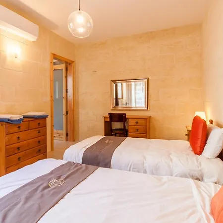 Holiday home Naduri, Beautiful Gozitan Pool - Happy