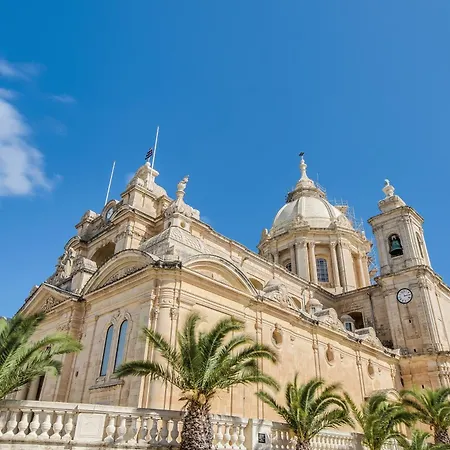 Naduri, Beautiful Gozitan Pool - Happy 펜션