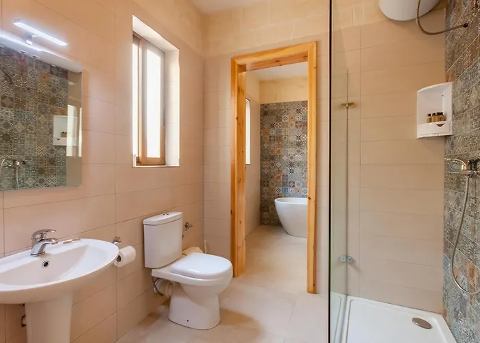 Naduri, Beautiful Gozitan Pool - Happy Dom wakacyjny Nadur