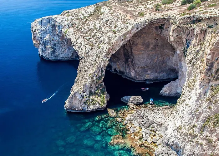 Naduri, Beautiful Gozitan Pool - Happy *