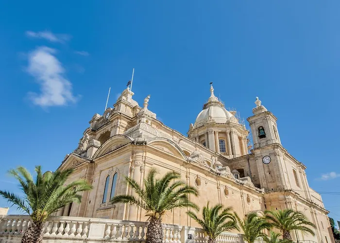 Naduri, Beautiful Gozitan Pool - Happy Dom wakacyjny