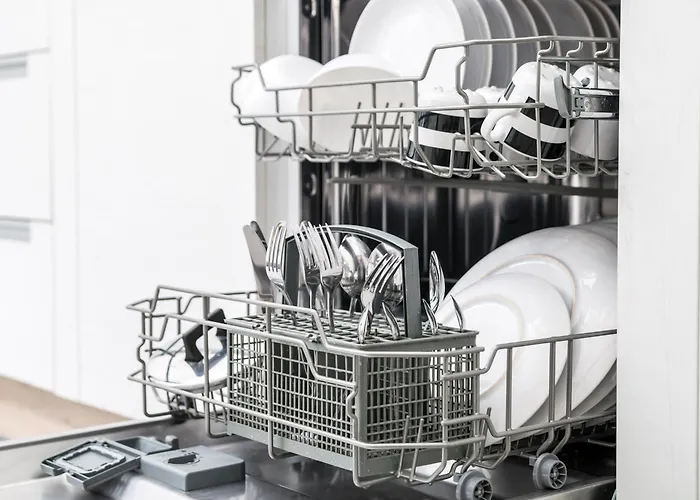 Naduri, Beautiful Gozitan Pool - Happy * Nadur